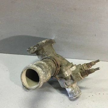 Корпус термостата Skoda Octavia (A4 1U-) 1996-2011 1735501718 фото